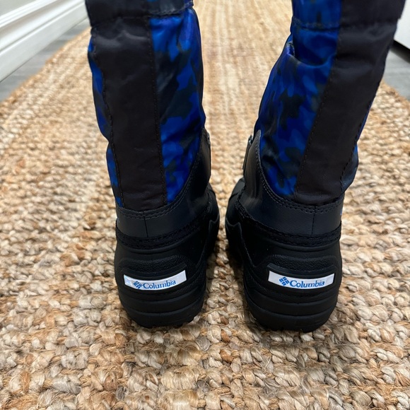 Columbia Toddler Boots size 9us - Picture 4 of 6